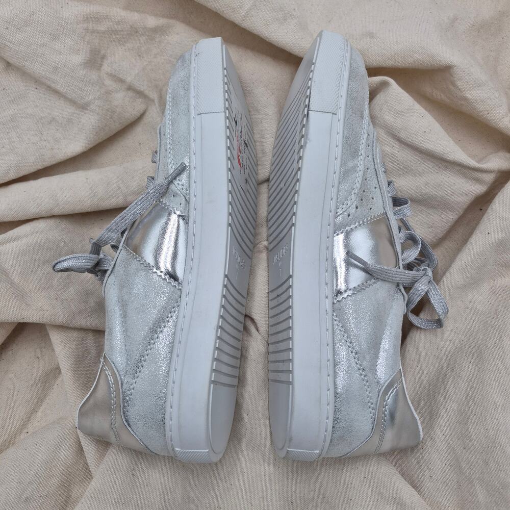 NEW J/SLIDES Taylor silver metallic sneakers Womens size 7 - Picture 2 of 6